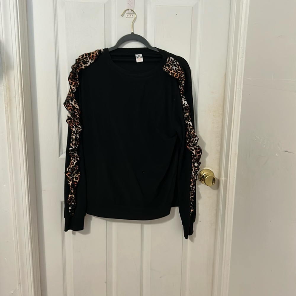 Women’s leaped outfit